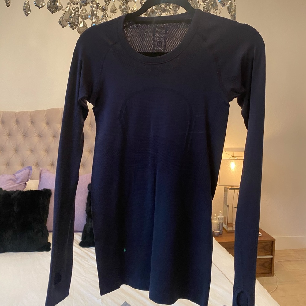 Lululemon Long sleeve shirt